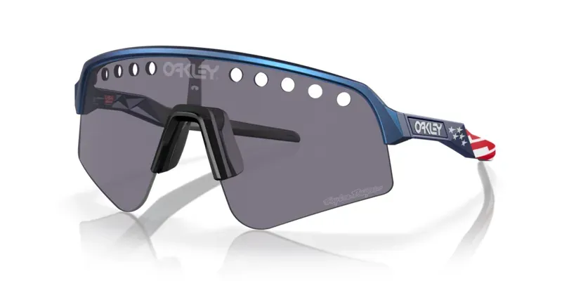 Oakley Sutro Lite Sweep Sunglasses in TLD Blue Colorshift/Prizm Gray Lens
